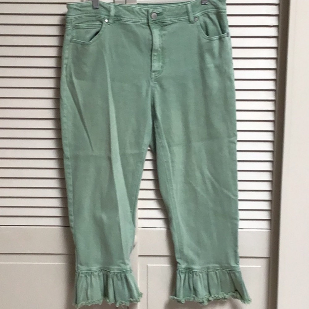 Cato Green Ruffled Ankle Jeans size 14